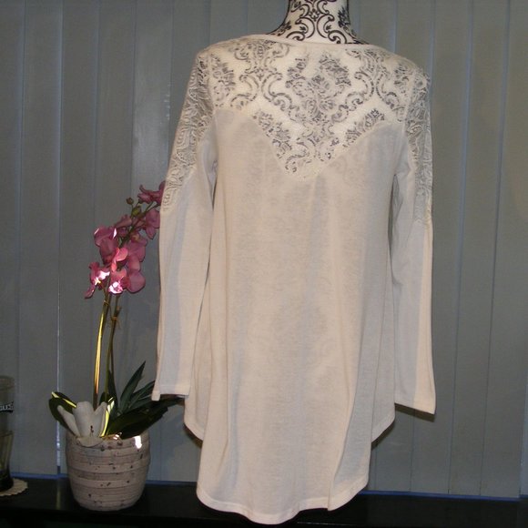 R2D Apparel Hi Low White Lace Top Size Small EUC - Picture 2 of 8